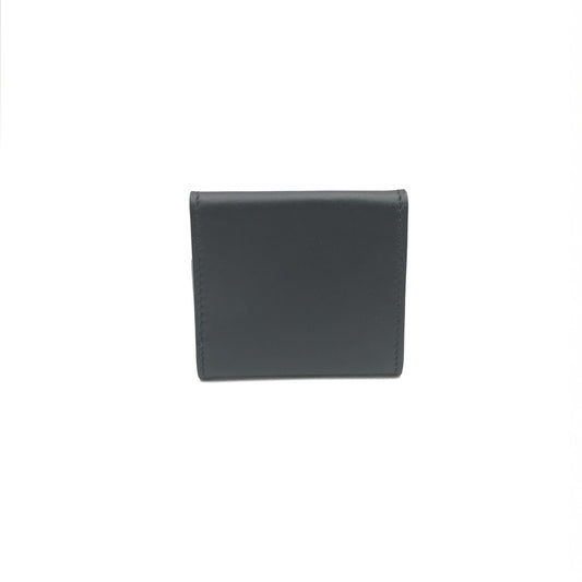 Compact Leather Wallet With Sleek Design
