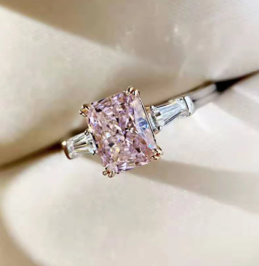 Pink 2 Carat Diamond Ring