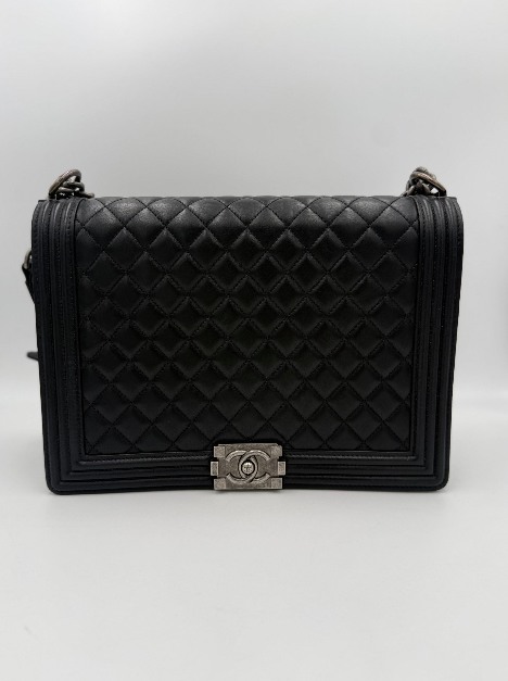 CHANEL Handbags