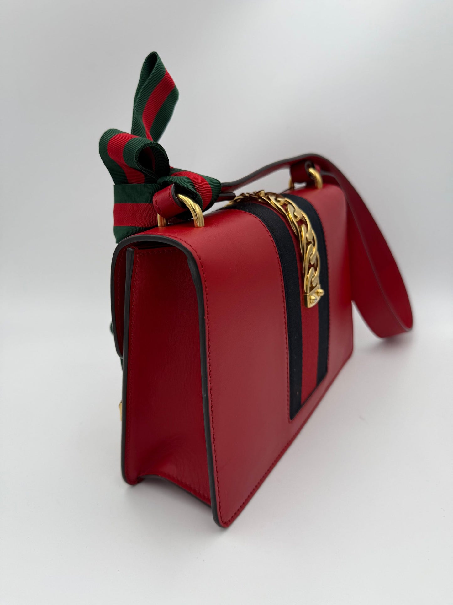 GUCCI SYLVIE Red Handbag