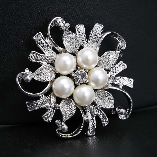 Beautiful Pearl Brooch Pin