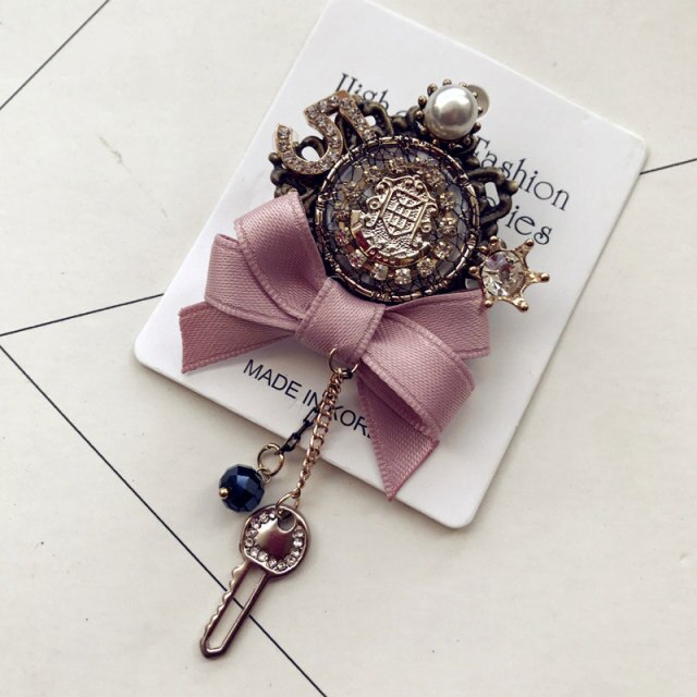 Retro Camellia Lapel Pins &  Brooches