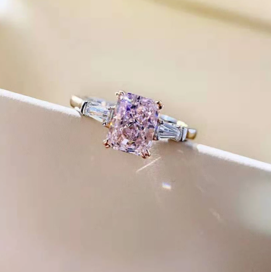 Pink 2 Carat Diamond Ring